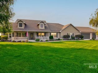 1876 N Mountain Vista Ln, Star, ID 83669