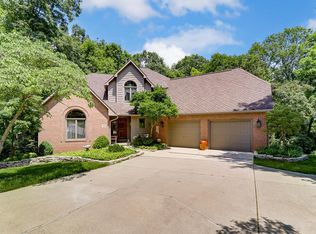7865 Maple Grove Dr, Lewis Center, OH 43035