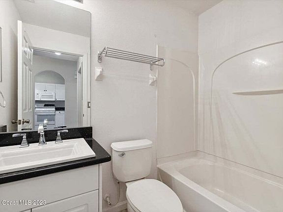 4th image of 1030 Luminary Cir APT 106