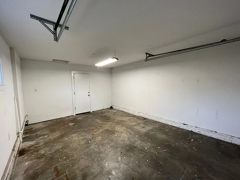 1650 Manor Dr — Photo 22