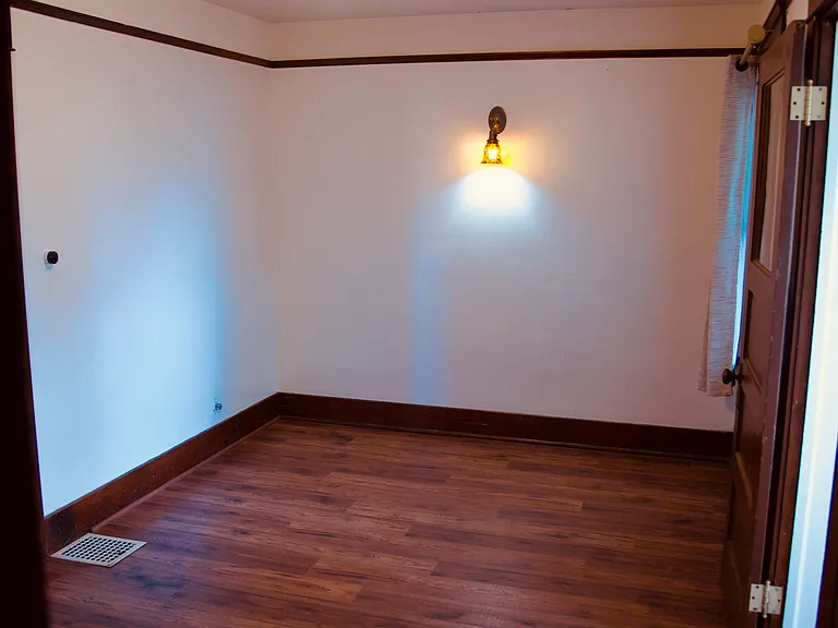 main house: bedroom