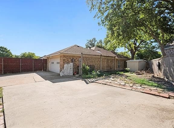 5th image of 1625 Idyllwild Ct