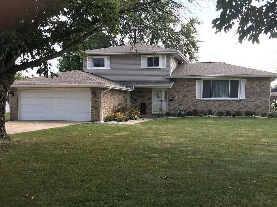 Lovely quad-style home