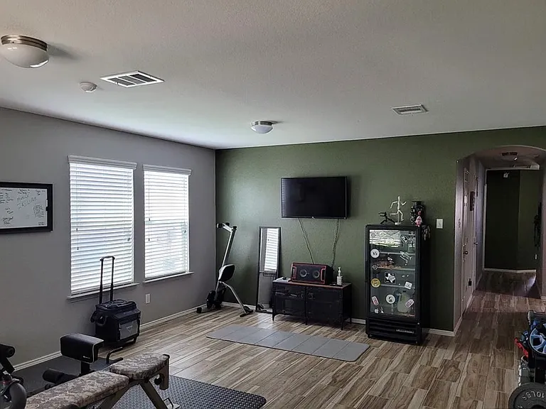 9213 Devonshire Ct — Photo 15
