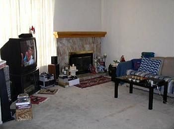 4th image of 20023 Blythe St