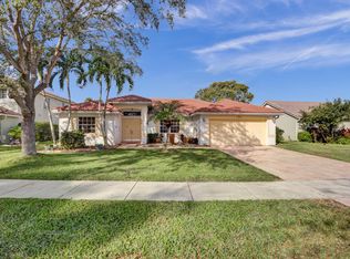 114 E Lee Rd, Delray Beach, FL 33445