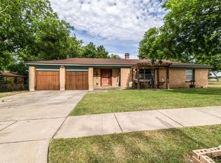 875 Odie Dr, White Settlement, TX 76108