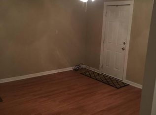 205 Juniper Dr, Coraopolis, PA 15108