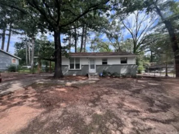 2 Eaton Dr, Little Rock, AR 72209