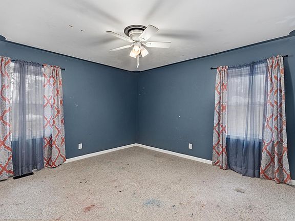 5th image of 2316 Bush Rd