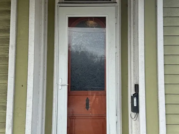 208 N Clay St #B, Millersburg, OH 44654