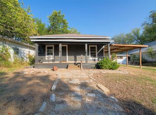 413 S Manson St, Wolfe City, TX 75496