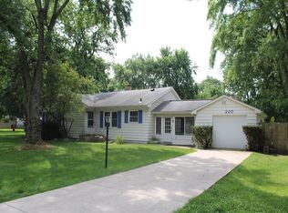 220 Hunter Dr, Benton Harbor, MI 49022