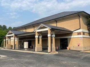 650 N Lee Hwy #20, Lexington, VA 24450