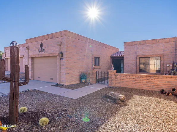 1857 W Placita Napoleon, Green Valley, AZ 85622