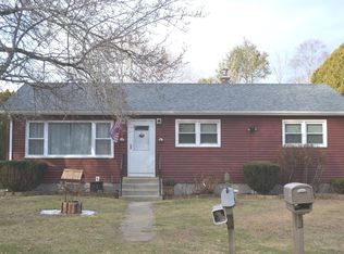 98 Derry Hill Rd, Uncasville, CT 06382