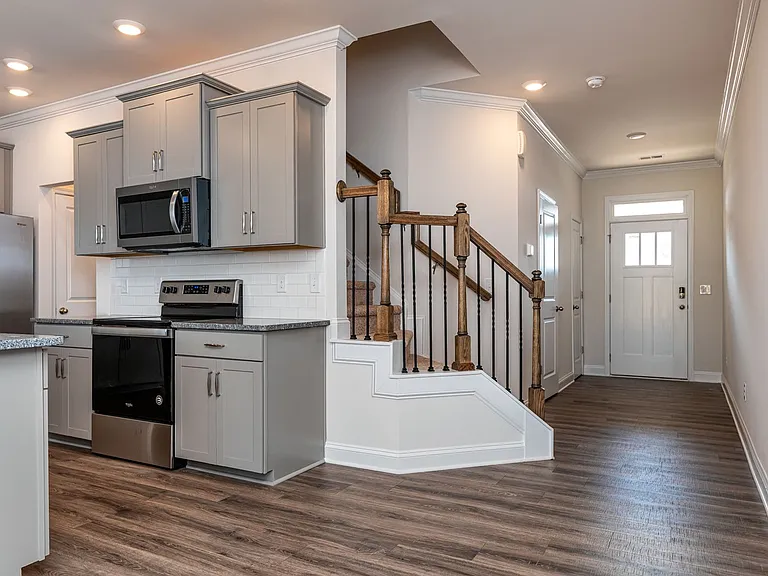 437 Yellow Fox Rd — Photo 9