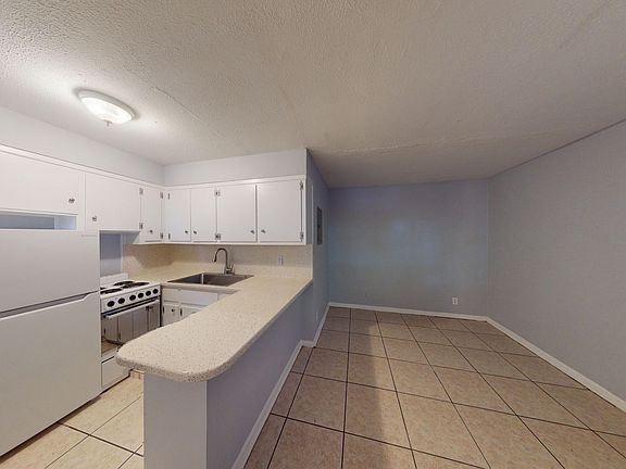 4th image of 10342 Atlantic Cir #8