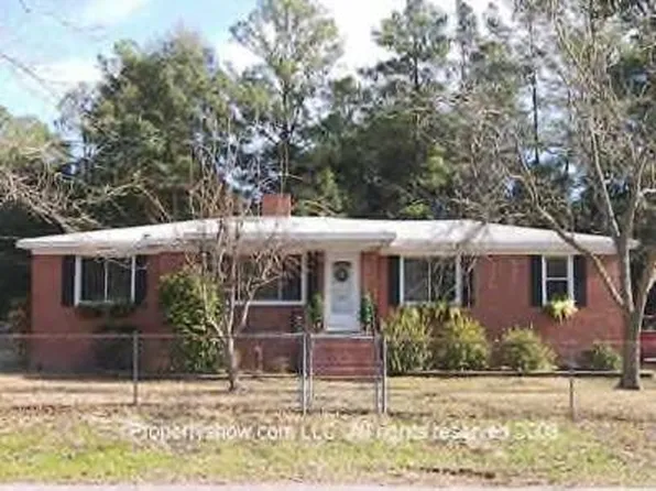 26 Carroll Ct, West Columbia, SC 29170