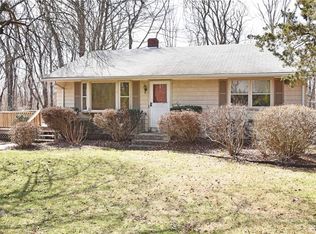 1582 Division Rd, East Greenwich, RI 02818