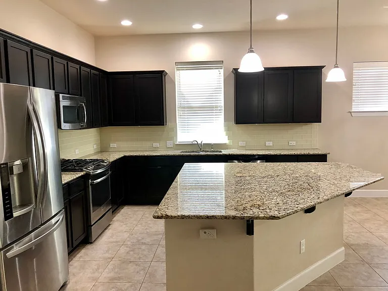 629 Loma Cedro Bnd — Photo 3
