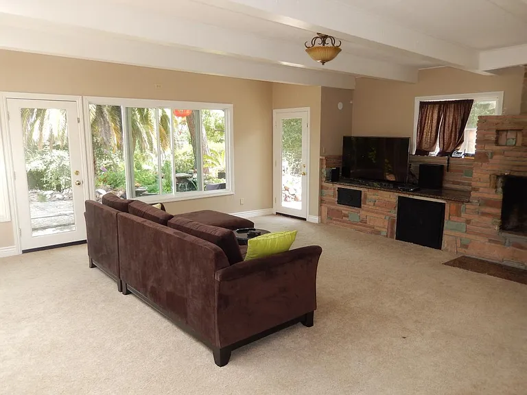 15330 Norton Rd — Photo 21