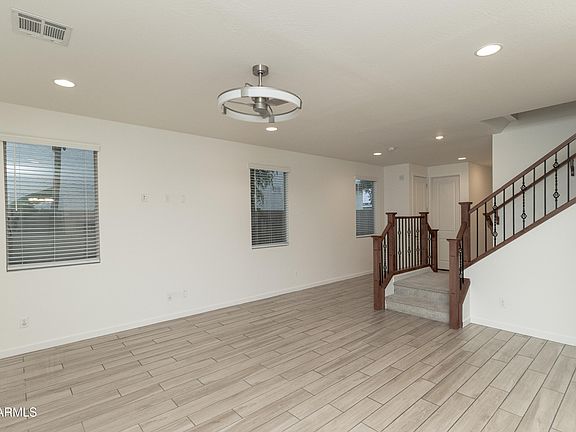 4th image of 6018 W Hartford Ct