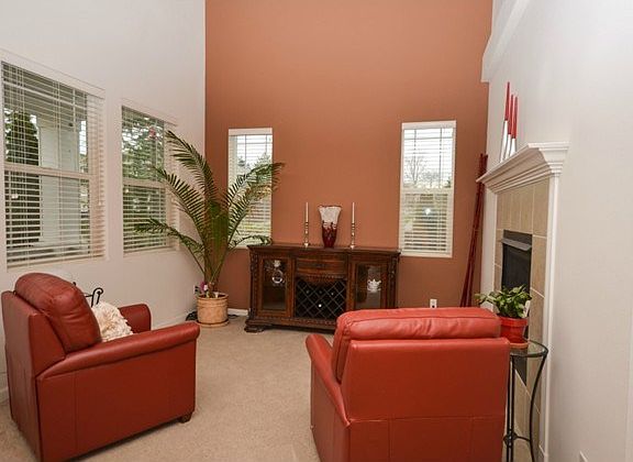 3rd image of 2628 85th Ave NE