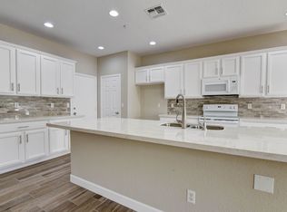 42135 N Mantle Way, Anthem, AZ 85086