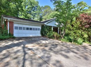 1167 Gwens Trl, Lilburn, GA