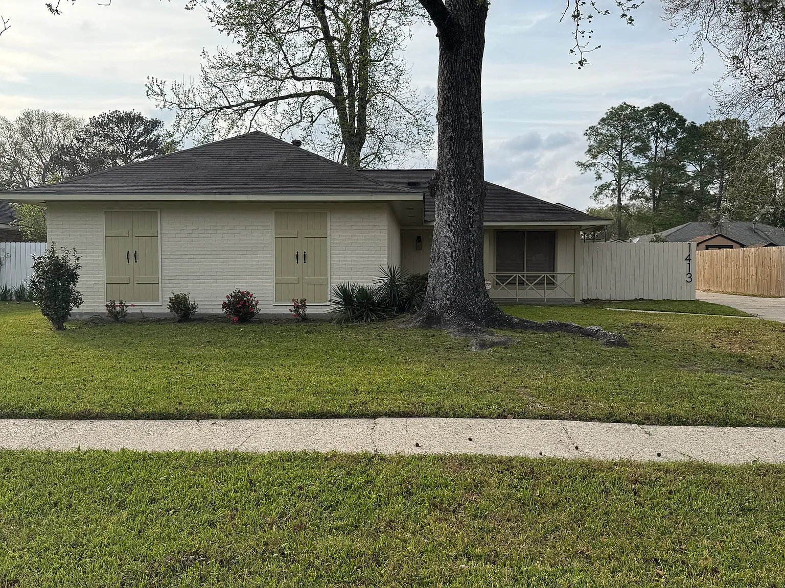 3 bed, 1540 sqft, $2,100 — Photo 1