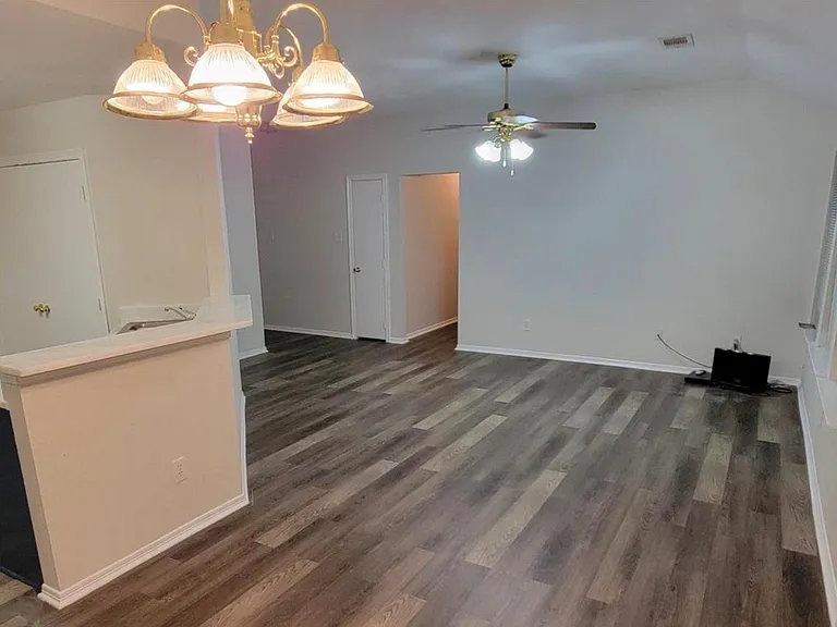 17303 Box Canyon Dr — Photo 5