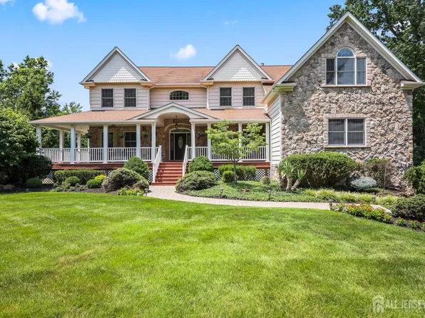 304 Dey Grove Rd, Monroe Township, NJ 08831