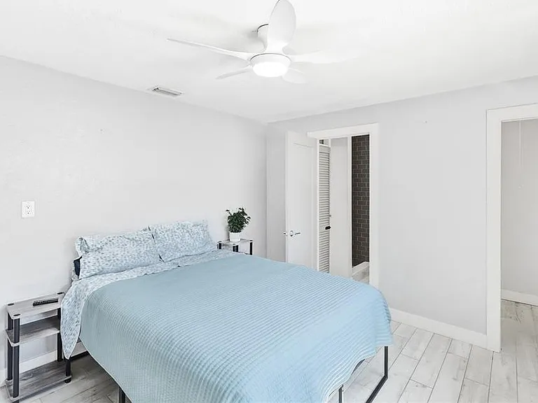 5320 Moeller Ave — Photo 15