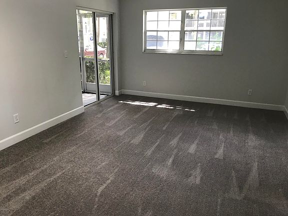 5th image of 580 Fairways Ln APT G101