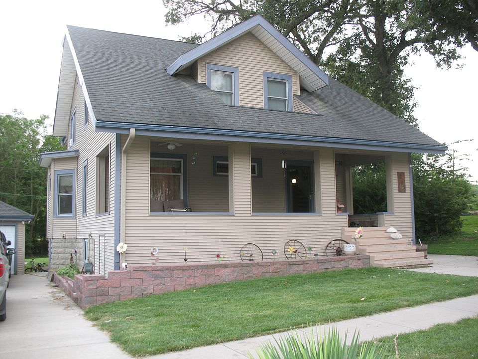 1st image of 403 W Eldora Ave