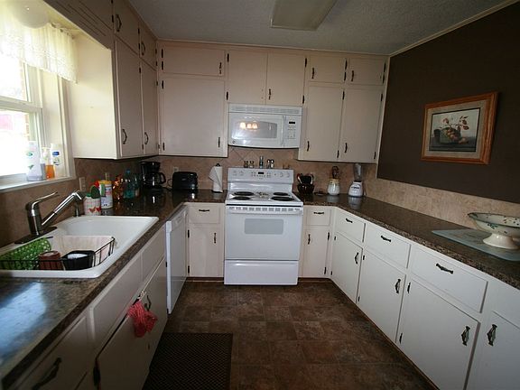 5th image of 3713 River Oaks Dr