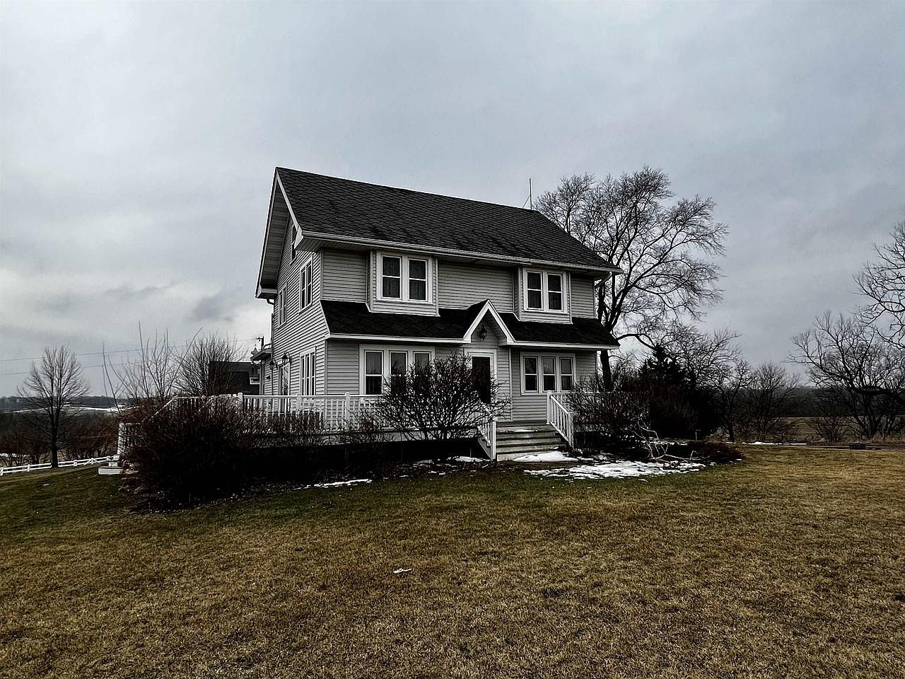 W6599 Highway 39, New Glarus, WI 53574 Zillow