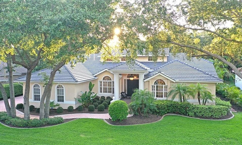 1st image of 8544 Woodbriar Dr