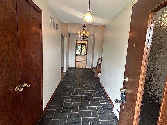 2nd image of 1330 Bonita Dr