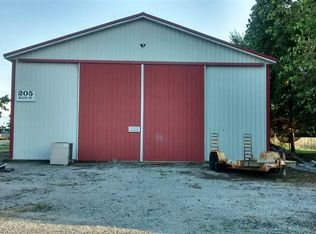 205 E Main St, Chalmers, IN 47929