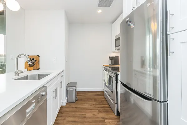 Rented by Modern Spaces | media 2