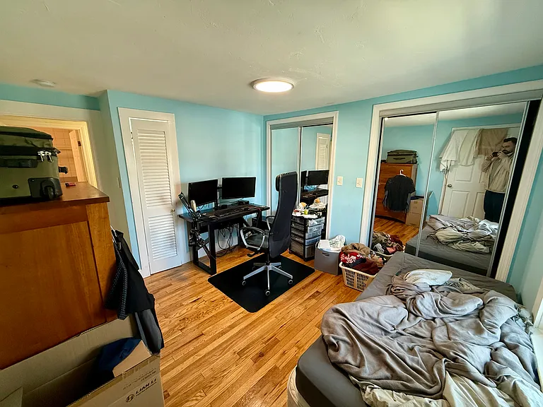 18 Pine St #1 — Photo 20