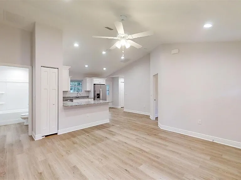 20651 SW Marine Blvd — Photo 2