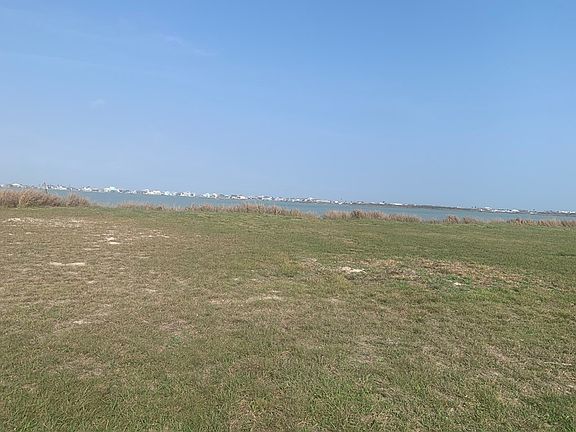 3rd image of 502 Bay Watch Dr