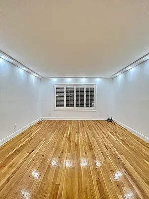 3rd image of 2771 Strickland Ave