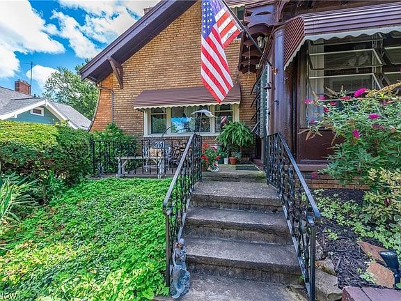 2nd image of 2151 Overbrook Ave