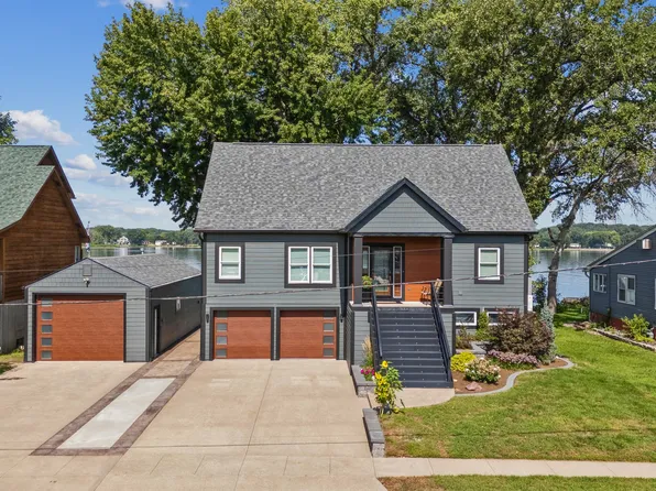 835 1st Ave, Hampton, IL 61256