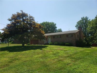 251 Justice Ln, New Castle, PA, 16105