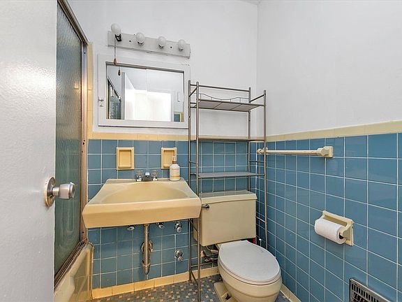 5th image of 125-10 Queens Blvd #525